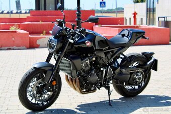 Honda CB1000R Black Edition - 13