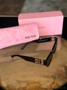 Slnečné okuliare Miu Miu hit leta - zľava - 13