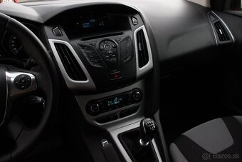Ford Focus Kombi 1.0 SCTi 125k Sport už od 59€ mesačne - 13