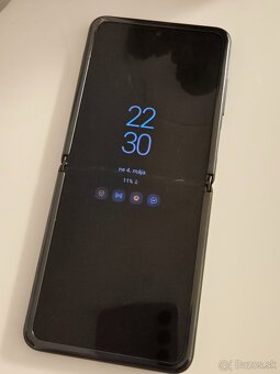 Samaung Z flip - 13