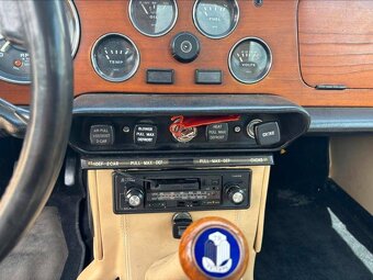Triumph TR6 z roku 1974 - 13