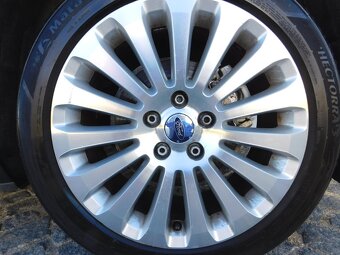 Ford C-max 2.0 TDCi,TITANIUM,pěkný,TAŽNÝ ZAŘÍZENÍ - 13