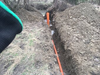 Kanalizačné a vodovodné prípojky - 13