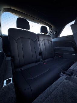 Audi SQ7 4.0 TFSi, 373kW, 7 miest - 13