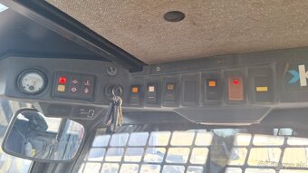 JCB R190 - smykem řízený nakladač - 13