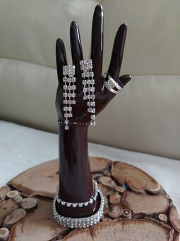 NOVÝ set bižutérie + krabička a brošňa (osobný odber) - 13