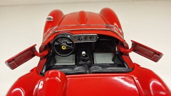 1:18 FERRARI 250 TESTA ROSSA - 13