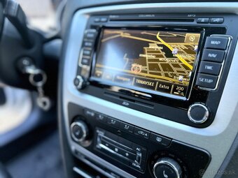 Škoda Octavia combi  RS 147 KW benzín DSG 6 r.2012 - 13