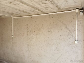 Garáž v centre mesta – Krivá ul., 18 m², osobné vlastníctvo - 13