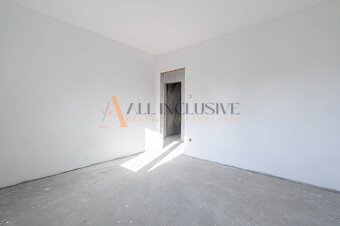 ALL INCLUSIVE l NA PREDAJ 4 IZBOVÉ RODINNÉ DOMY, BELLOVA VES - 13