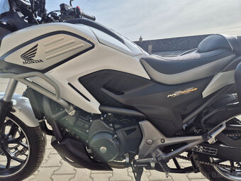 Prodám Honda NC 750X , r. v. 2014, verze s ABS - 13