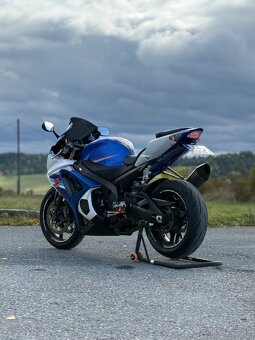 Suzuki Gsxr 1000 K8 - 13