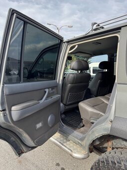 Toyota Land Cruiser HDJ80 - 13