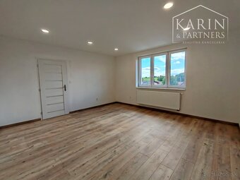 Kompletne zrekonštruovaný dvojpodlažný dom 8 km od Lučenca - 13