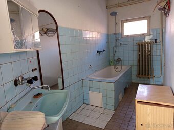 Na predaj - dva domy na jednom pozemku Bátovce - 13