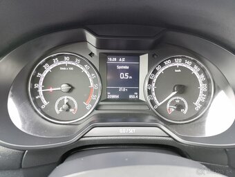 Škoda Octavia Combi 1,6TDI 85kw  r.v.2018 - 13