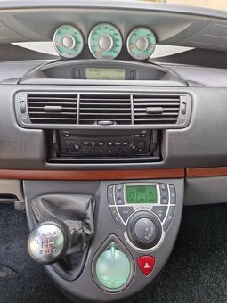 Predám Citroën C8 2.2 HDI 94 KW...8-miest,Tempomat,8xgumy - 13