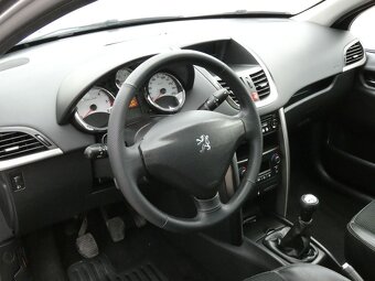 Peugeot 207 1.6 HDI SW panorama digi.klima - 13