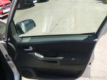 Opel Meriva 1,4i 16v 2005 - 13