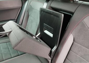 Seat Ateca 1,5 TSI DSG FR 4X4 benzín automat 110 kw - 13