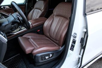 BMW X7 xDrive 30d A/T G07 - 13