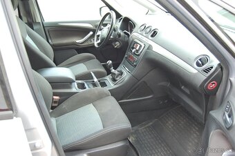 Ford S-Max - 13