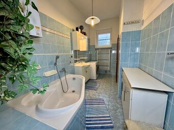 Väčší 3 izbový byt v skvelej lokalite na predaj, R.Dúbravca - 13