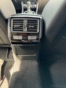 ŠKODA SUPERB SPORTLINE 2.0 TDi  140kw 4x4 - 13