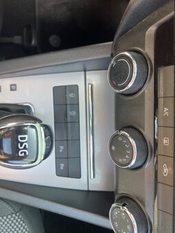Škoda Octavia 1.6 TDI DSG - 13