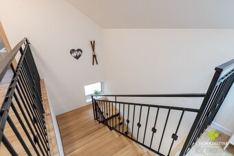 Nová kompletne zariadená 5 izbová chata vo Valči - 13