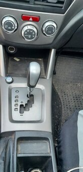 Subaru Forester 2.5, benzín +LPG, automat - 13