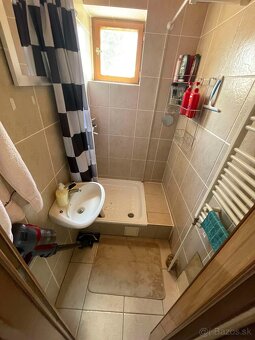 Na predaj 7-izbový rodinný dom na Bystričke - Znížená cena - 13