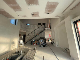 Maliarske a natieračské práce – top kvalita,profesionalita - 13