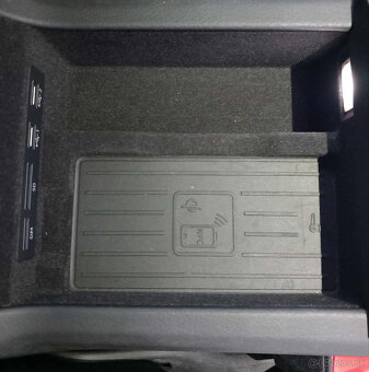 Audi A6 2.0Tdi Quattro Avant Automat 150kw/205Koní r.v.2019 - 13