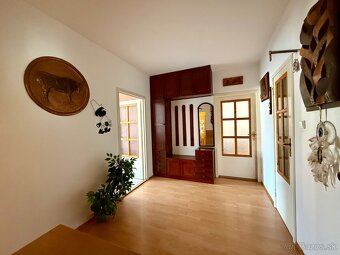 Na predaj 3 izbový byt 80m2 - 13