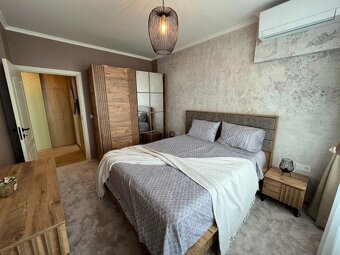 Luxusný, plne zariadený dvojizbový apartmán nachádzajúci sa  - 13