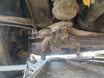 Audi 100 c3 doutník sedan 5V 2.3 benzín - 13