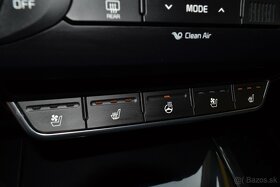 Kia Sorento 2.2 CRDi 4WD,7.Mies Platinum A/T6  r.v : 02/2016 - 13