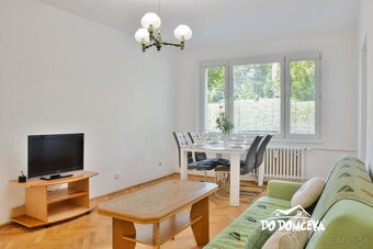 DO DOMČEKA | Slnečný byt s lodžiou obklopený zeleňou - 13