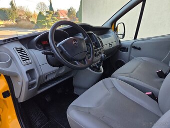 Predám dodávku Opel Vivaro LONG 6 MIESTNE. - 13