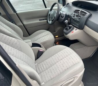 Renault Megane Scenic 1.5DCI 78KW - 13