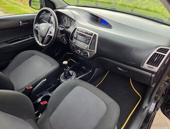 Hyundai i20 1.25 16V 62KW/84PS R.V.05/2013 - 13