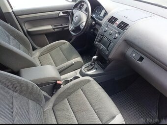 VOLKSWAGEN TOURAN AUTOMAT - NA PREDAJ / NA SPLÁTKY - 13