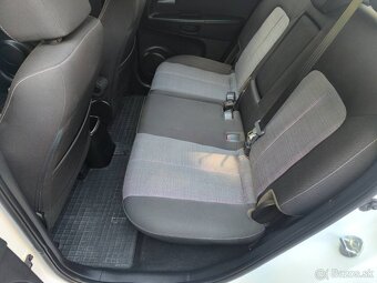 Kia Venga 1.4 CVVT EX - 13