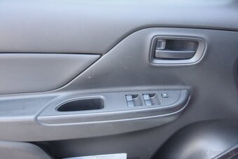 Mitsubishi L200 Double Cab 2.2 DI-D (110 kW) - odpočet DPH - 13