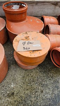 Kanalizacne rury, šachta, kolená, redukcie, odbočky, zatky - 13