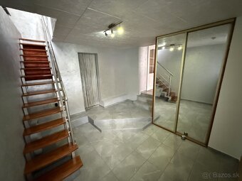 Rodinný dom 7+1, 240m², Teplička nad Váhom + Apartmán 2+1 - 13