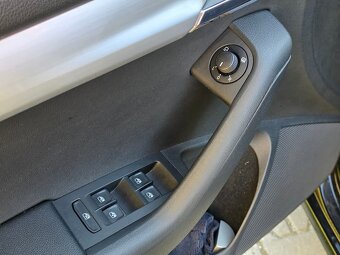 ŠKODA OCTAVIA COMBI SPORTLINE  VIRTUAL FUL LED TAŽNE ATĎ... - 13