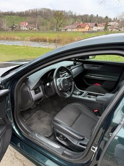 Jaguar XF R-Sport 132KW 2.0D - 13