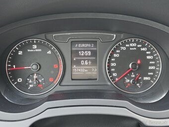 AUDI Q3 2.0 TDi - 110KW - M6 - DESING - NAVIGÁCIA (045833) - 13
